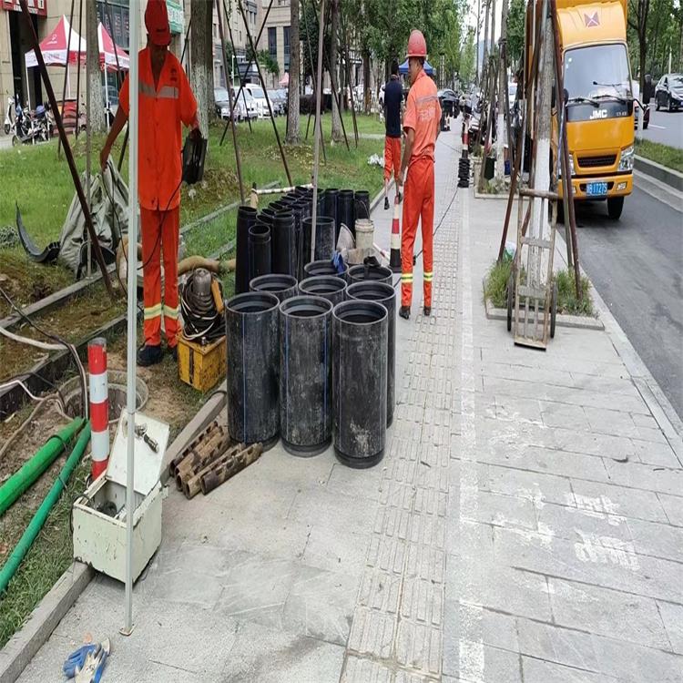 临武管道短管置换修复